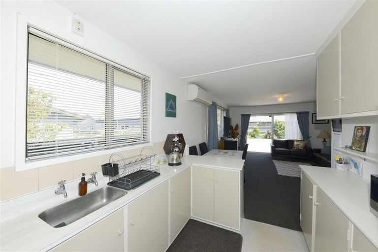 Photo of property in 2/21a Medway Street, Richmond, Christchurch, 8013