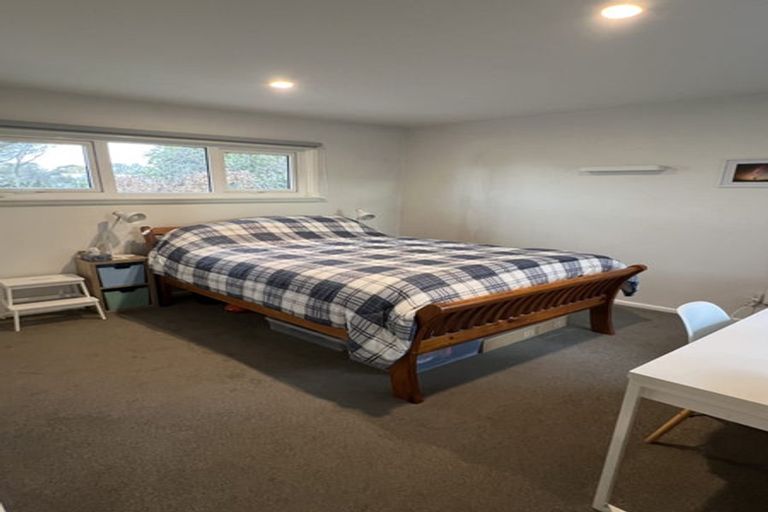 Photo of property in 117 Blighs Road, Strowan, Christchurch, 8052