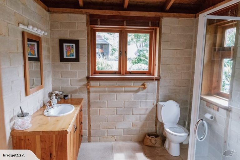 Photo of property in 37 Rewa Rewa Valley, Tairua, 3508