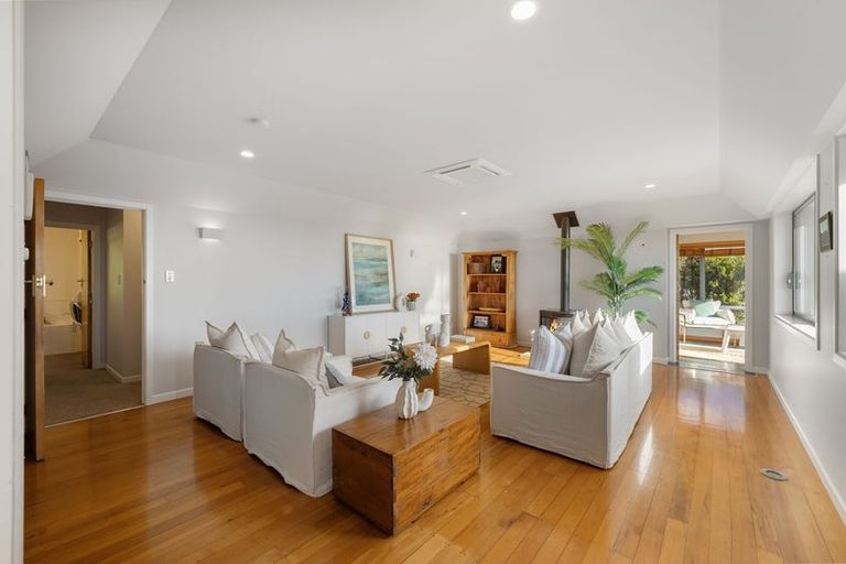 Photo of property in 8 The Rise, Mount Pleasant, Christchurch, 8081