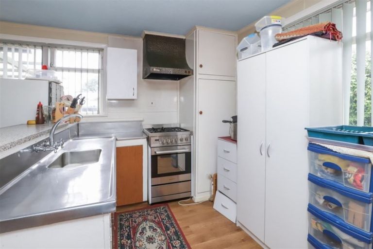 Photo of property in 15a Vernall Street, Nawton, Hamilton, 3200