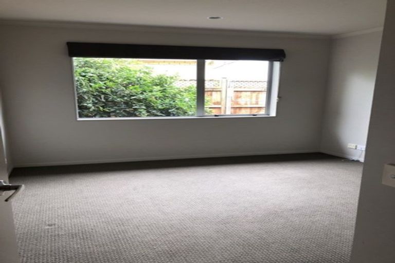 Photo of property in 7 Allerton Place, Wattle Downs, Auckland, 2103