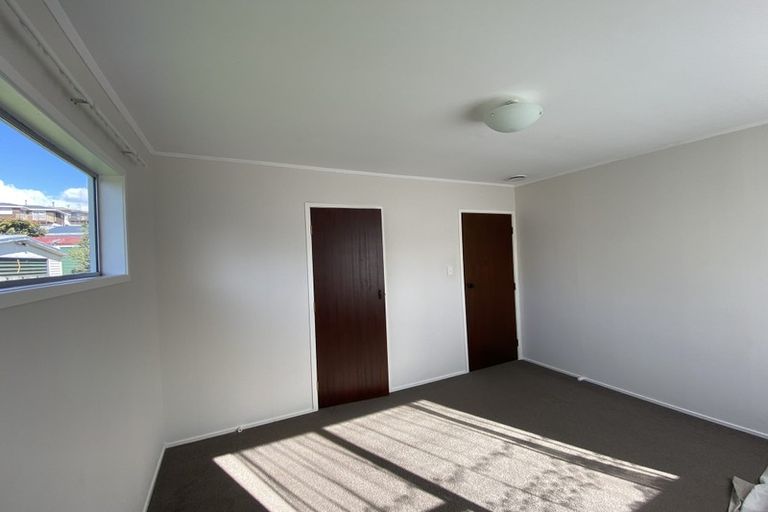 Photo of property in 6 Cranberry Place, Bucklands Beach, Auckland, 2012