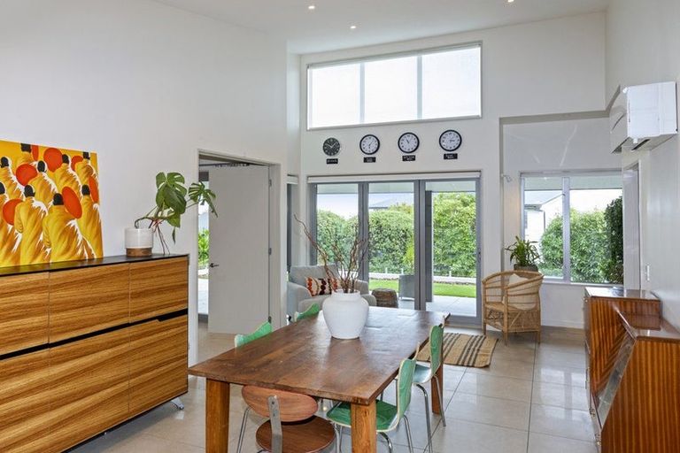 Photo of property in 11 Stonewall Place, Huntsbury, Christchurch, 8022