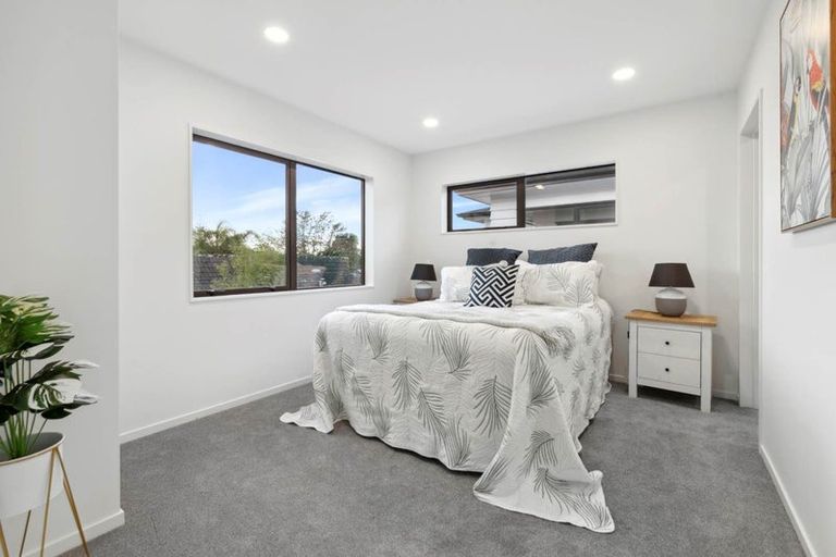 Photo of property in 7 Wilbur Place, Pakuranga Heights, Auckland, 2010