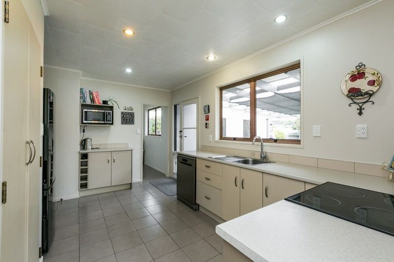 Photo of property in 4 Laurent Place, Greenmeadows, Napier, 4112