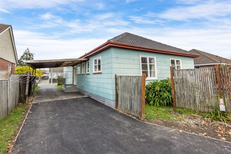 Photo of property in 17 Dunarnan Street, Avonside, Christchurch, 8061