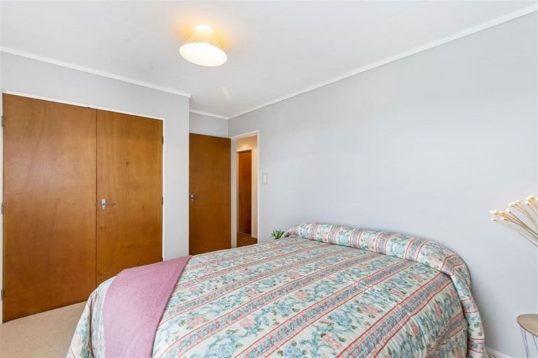 Photo of property in 7 Kerr Grove, Johnsonville, Wellington, 6037