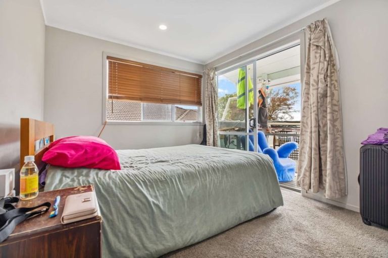 Photo of property in 291 Swanson Road, Ranui, Auckland, 0612