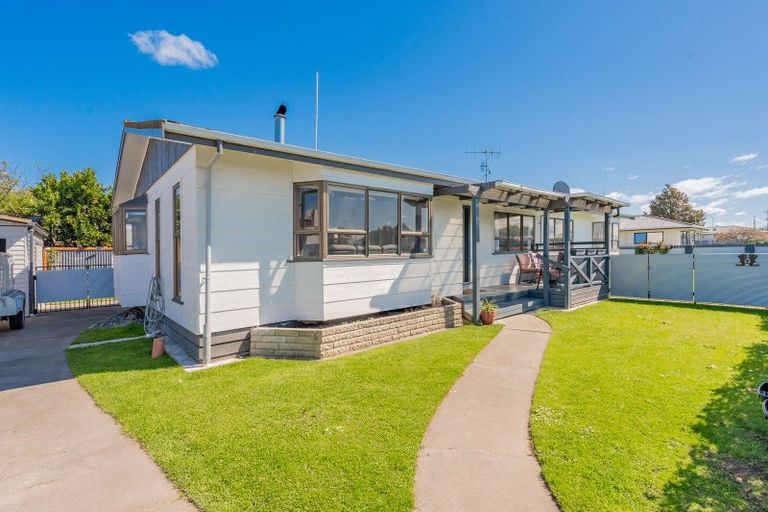 Photo of property in 5 Nicholson Street, Mayfair, Hastings, 4122