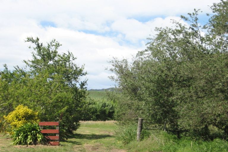 Photo of property in Monkhouse Street, Tolaga Bay, 4077