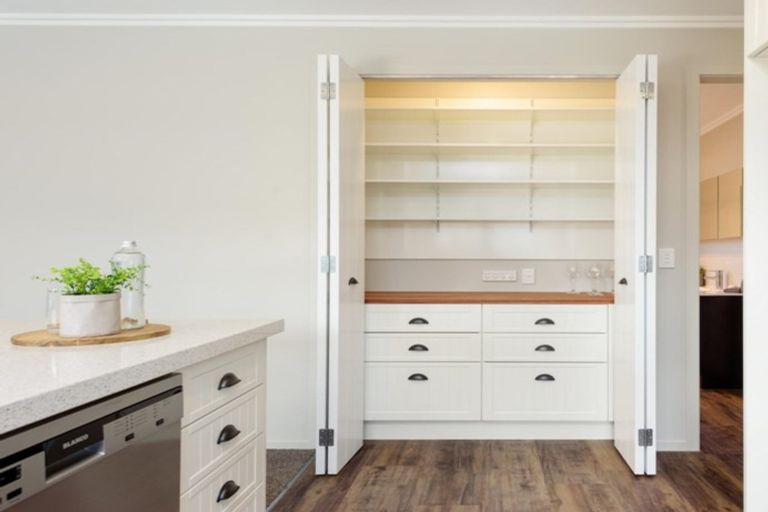 Photo of property in 17 Margaret Road, Bellevue, Tauranga, 3110