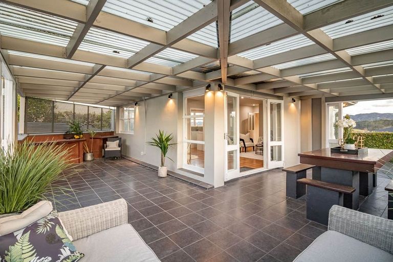 Photo of property in 268 Sturges Road, Henderson, Auckland, 0612