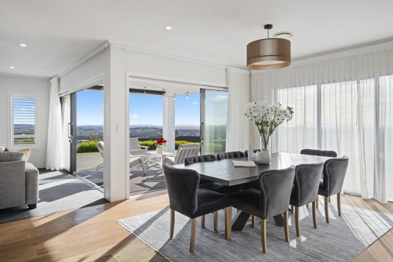 Photo of property in 19 Lawrence Carter Drive, Bombay, 2675