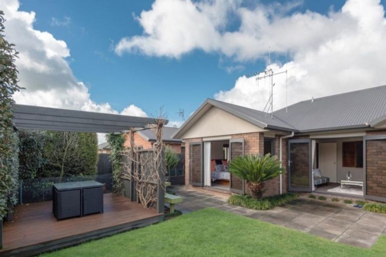 Photo of property in 41 Farringdon Avenue, Rototuna North, Hamilton, 3210