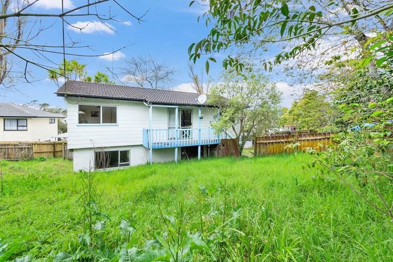 Photo of property in 8 Spargo Road, Massey, Auckland, 0614