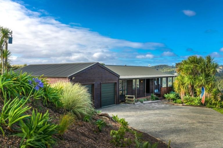 Photo of property in 109 Constable Road, Muriwai, Waimauku, 0881