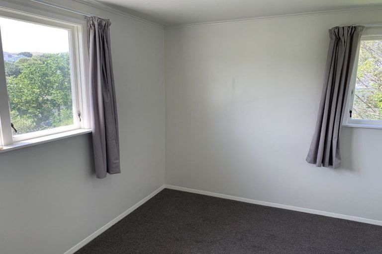 Photo of property in 148-152 Champion Street, Cannons Creek, Porirua, 5024