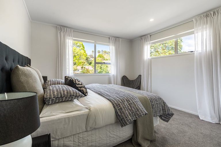 Photo of property in 23 Contessa Drive, Glenfield, Auckland, 0629