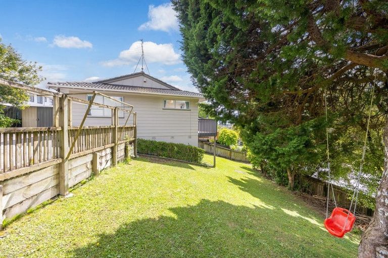 Photo of property in 98 Gallony Avenue, Massey, Auckland, 0614