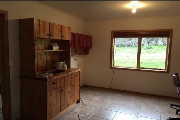 Photo of property in 26 Asher Road, Welcome Bay, Tauranga, 3175