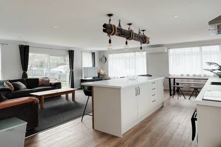 Photo of property in 212 Revell Street, Hokitika, 7810
