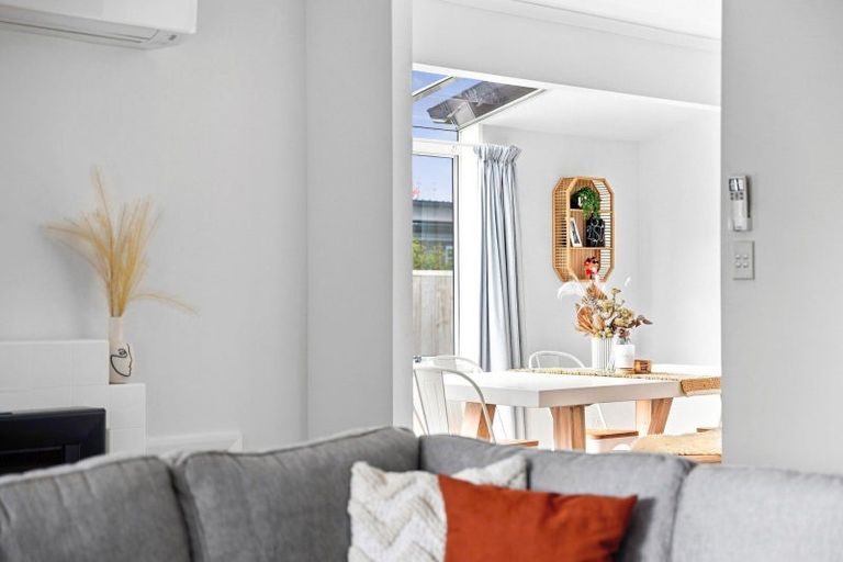 Photo of property in 3 Churchill Place, Cambridge, 3434