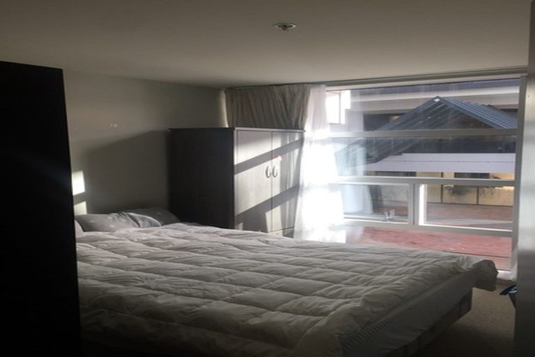 Photo of property in St Pauls Apartments, 58/43 Mulgrave Street, Thorndon, Wellington, 6011