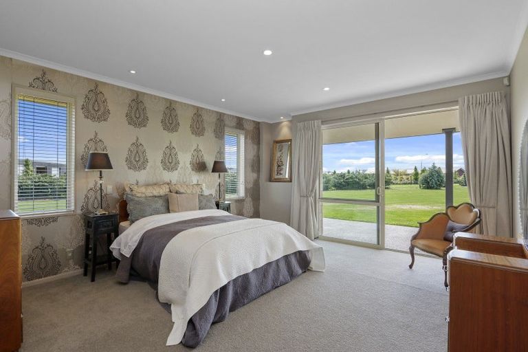 Photo of property in 13 Whitcombe Place, Darfield, 7571