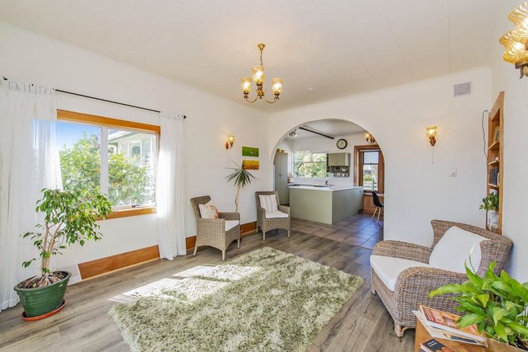 Photo of property in 1 Highfield Avenue, Dunsandel, 7682