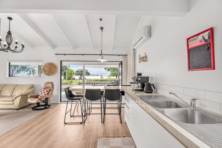 Photo of property in 1 Manaia Road, Tairua, 3508