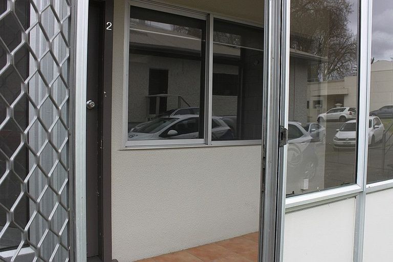 Photo of property in 2/37 Mclean Street, Tauranga, 3110