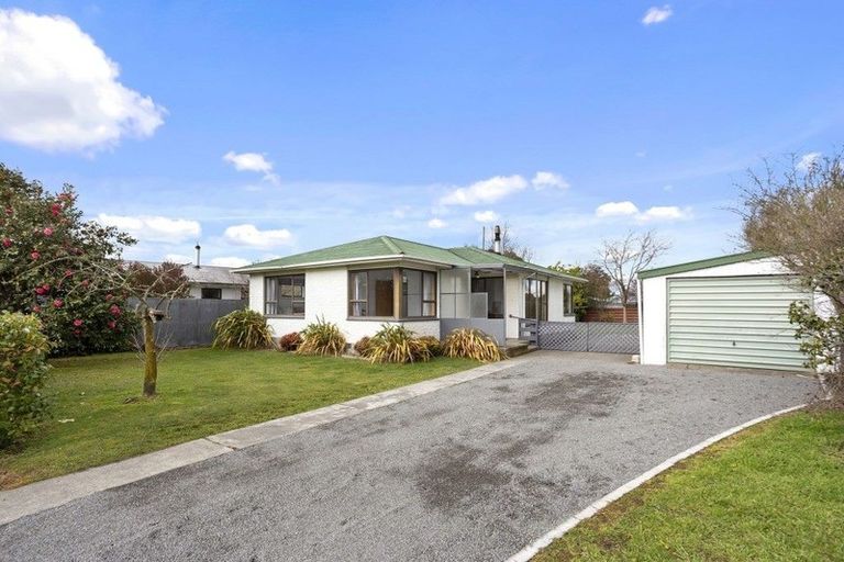 Photo of property in 15 Palmer Street, Rangiora, 7400