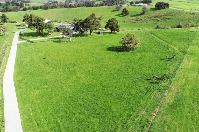 Photo of property in 19 Gordon Francis Drive, Paerata, Pukekohe, 2677