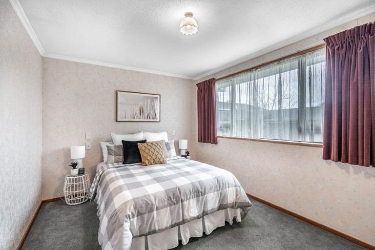 Photo of property in 37 Renfrew Street, Waikiwi, Invercargill, 9810