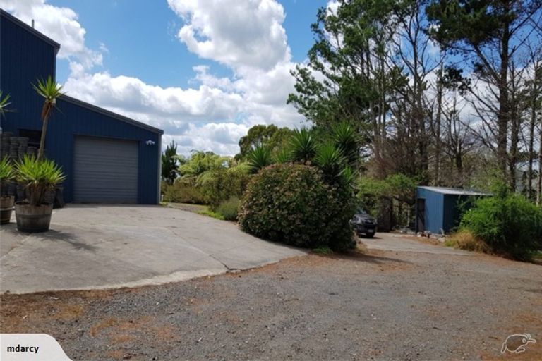 Photo of property in 2 High Road, Hawera, 4610