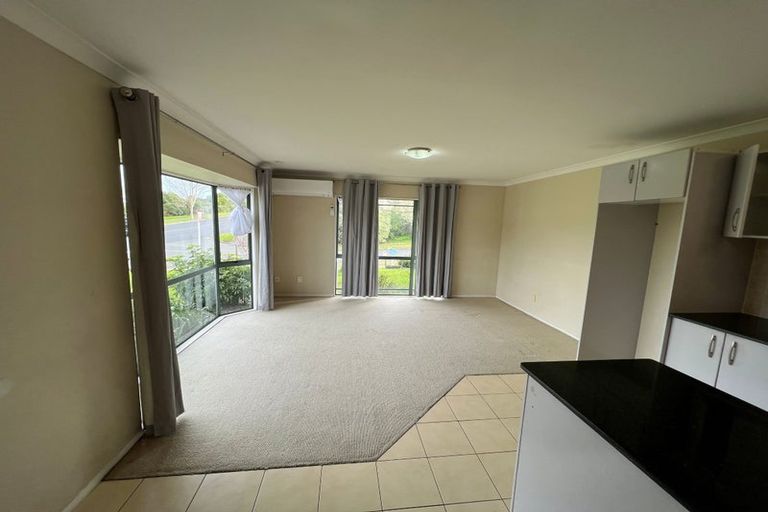 Photo of property in 1 Killybegs Drive, Pinehill, Auckland, 0632