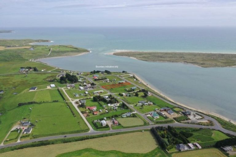 Photo of property in 33 Moray Terrace, Fortrose, Tokanui, 9875