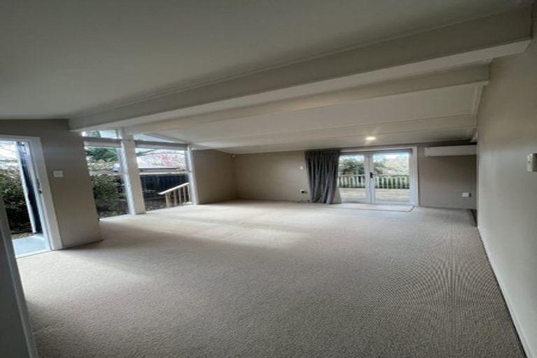 Photo of property in 8 Fleming Place, Chedworth, Hamilton, 3210