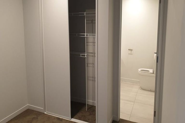 Photo of property in Pinnacle Apartments, W905/160 Victoria Street, Te Aro, Wellington, 6011