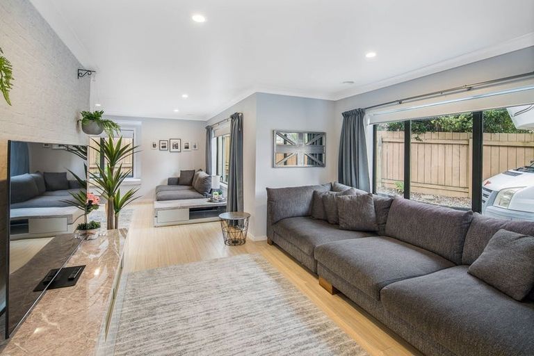 Photo of property in 7 Claverton Grove, Churton Park, Wellington, 6037