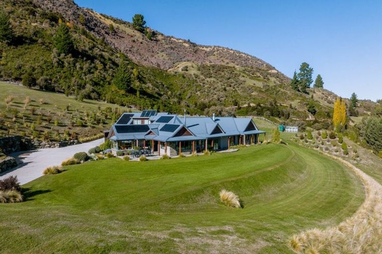 Photo of property in 354 Dublin Bay Road, Albert Town, Wanaka, 9382