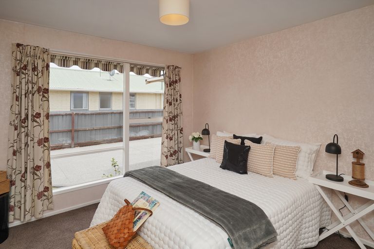 Photo of property in 14 Greenock Street, Redwood, Christchurch, 8051