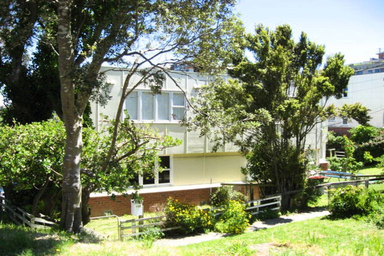 Photo of property in 135 Onslow Road, Khandallah, Wellington, 6035