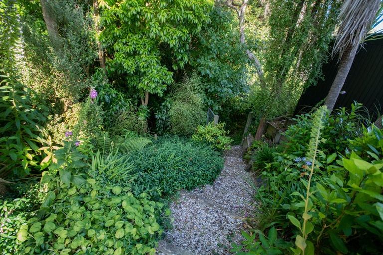 Photo of property in 33 Seaview Lane, Wainui, French Farm, 7582