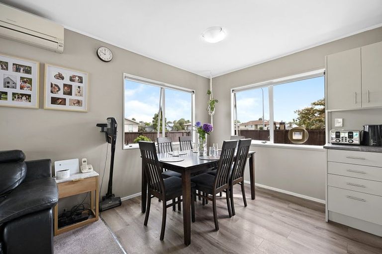 Photo of property in 47 Crawshaw Drive, Nawton, Hamilton, 3200