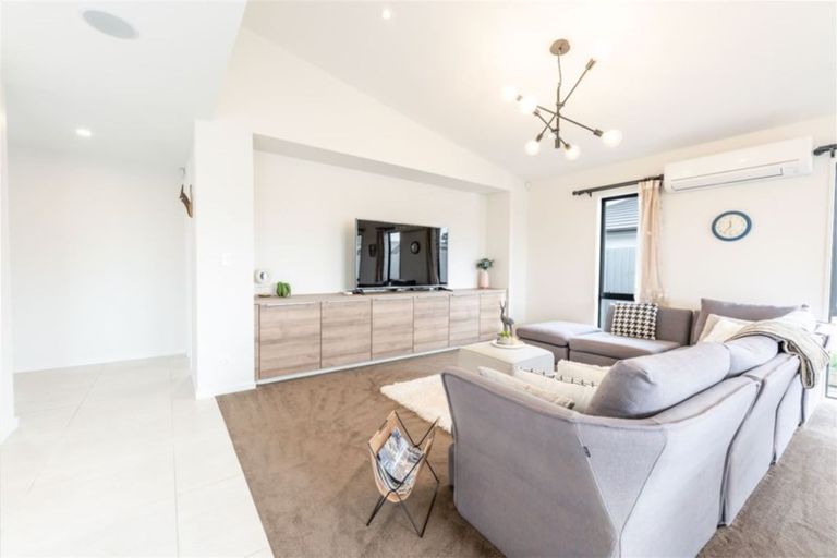 Photo of property in 25 Little Gem Road, Hornby, Christchurch, 8025