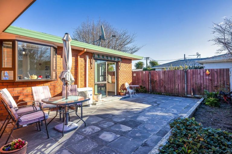 Photo of property in 2 Kilburn Street, Bishopdale, Christchurch, 8053