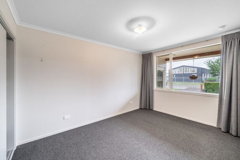 Photo of property in 26 Kent Street, Riversdale, 9776