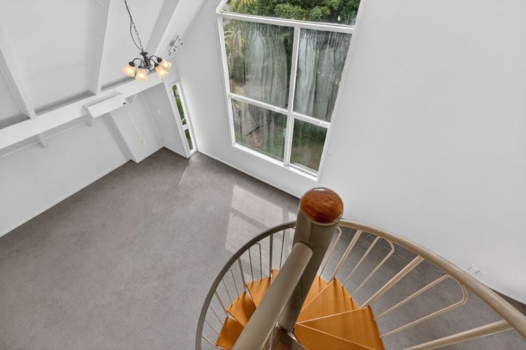 Photo of property in 3/91a Roseberry Avenue, Birkenhead, Auckland, 0626